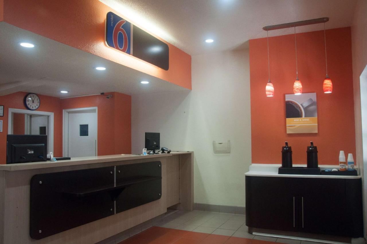 Motel 6-Raleigh, Nc - Cary Kültér fotó