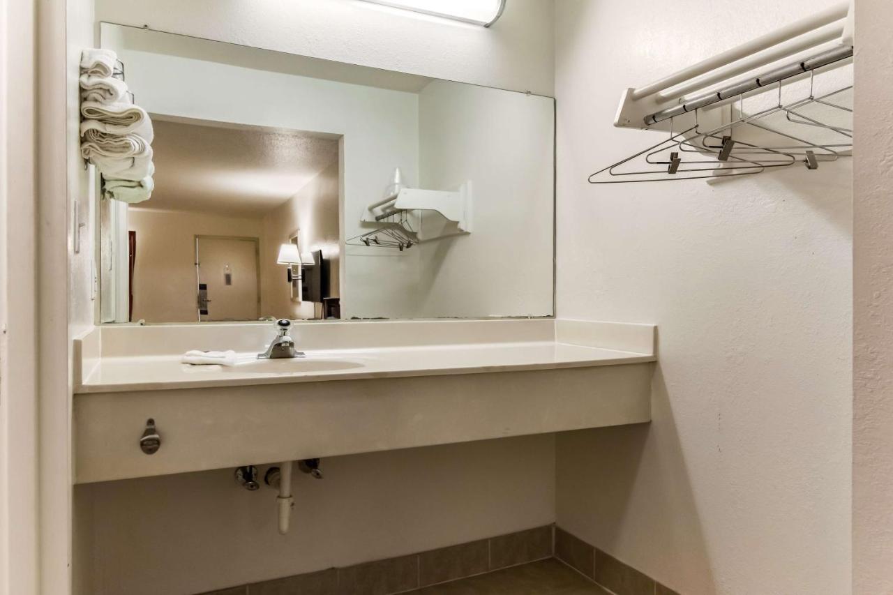 Motel 6-Raleigh, Nc - Cary Kültér fotó