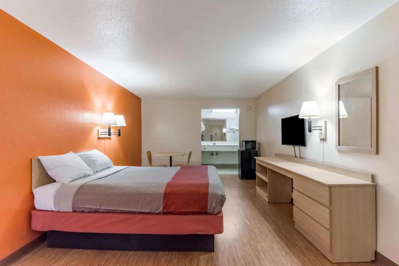 Motel 6-Raleigh, Nc - Cary Kültér fotó