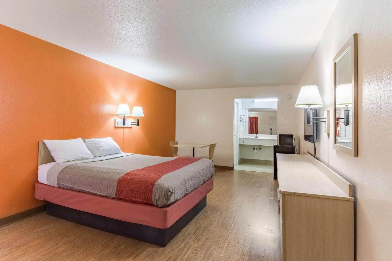 Motel 6-Raleigh, Nc - Cary Kültér fotó